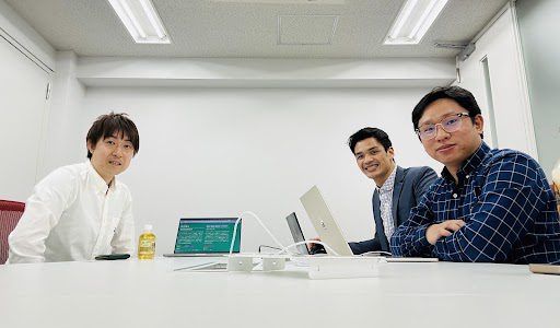 sotatek-welcome-moobon-system-development-company-to-visit-office