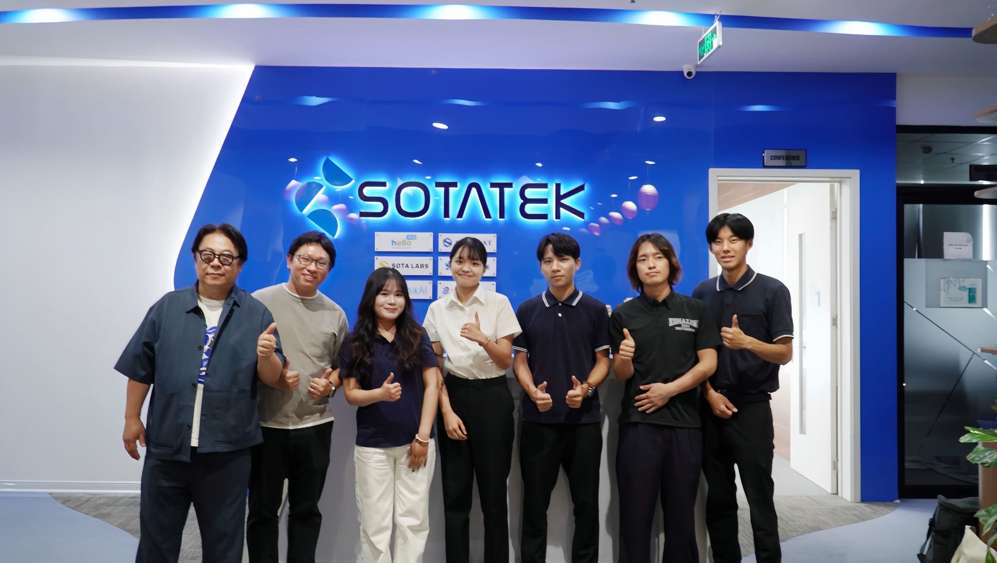 長崎県立大学・駒澤大学の学生が-SotaTek-ハノイオフィスを訪問-